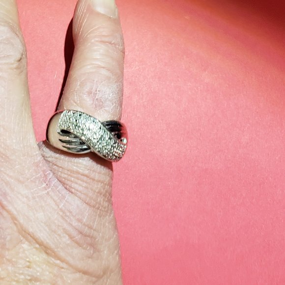 925 Studded Ribbon Ban Ring - Picture 1 of 6